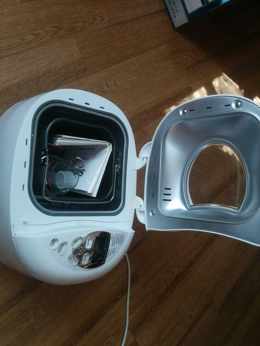 Хлебопеч Saturn Elara ST-EC 7773