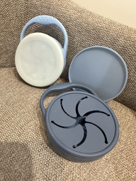 Силіконові контейнери для снеків