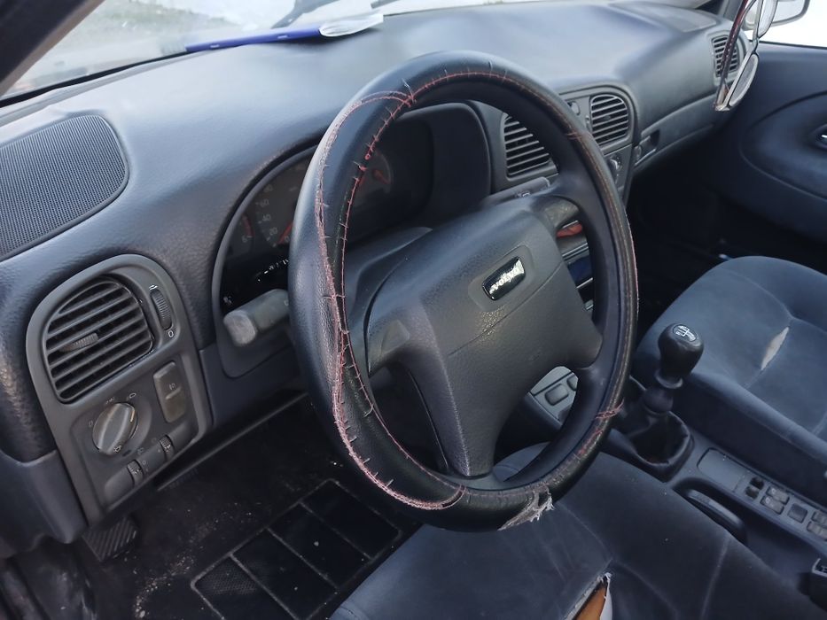 Carros Baratos  Volvo V40 1.9 TD — photo 2