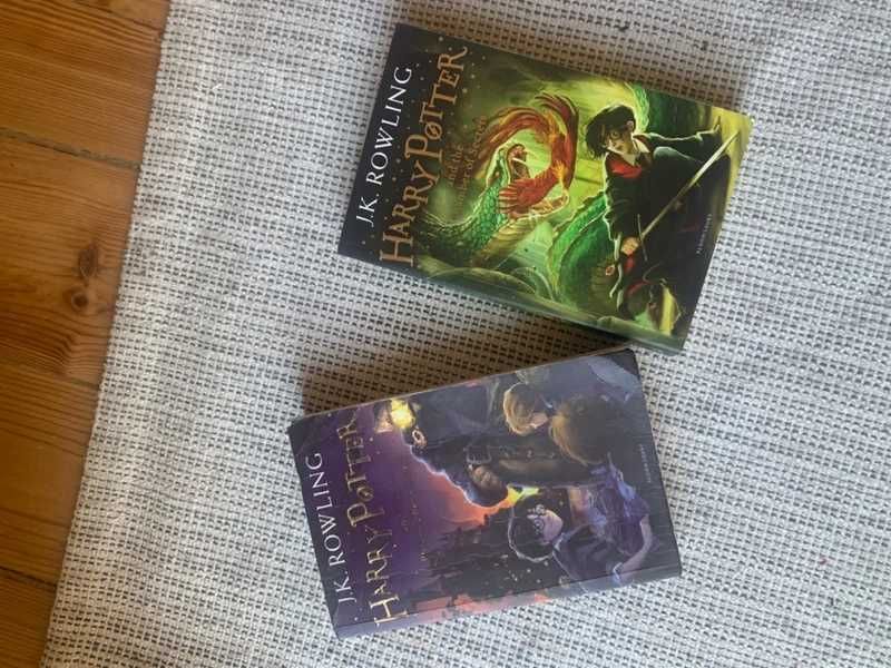 2 x English Harry Potter books