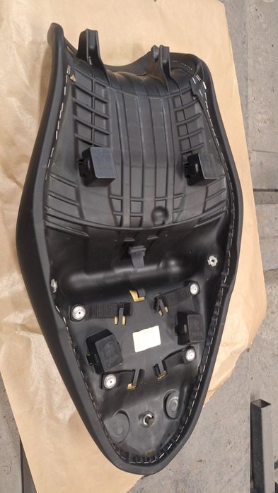 Siedzenie ducati monster 821 kanapa oryginał