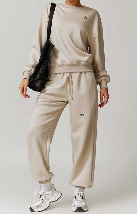 Світшот Alo Yoga Accolade Crew Neck Pullover Khaki px446-KH