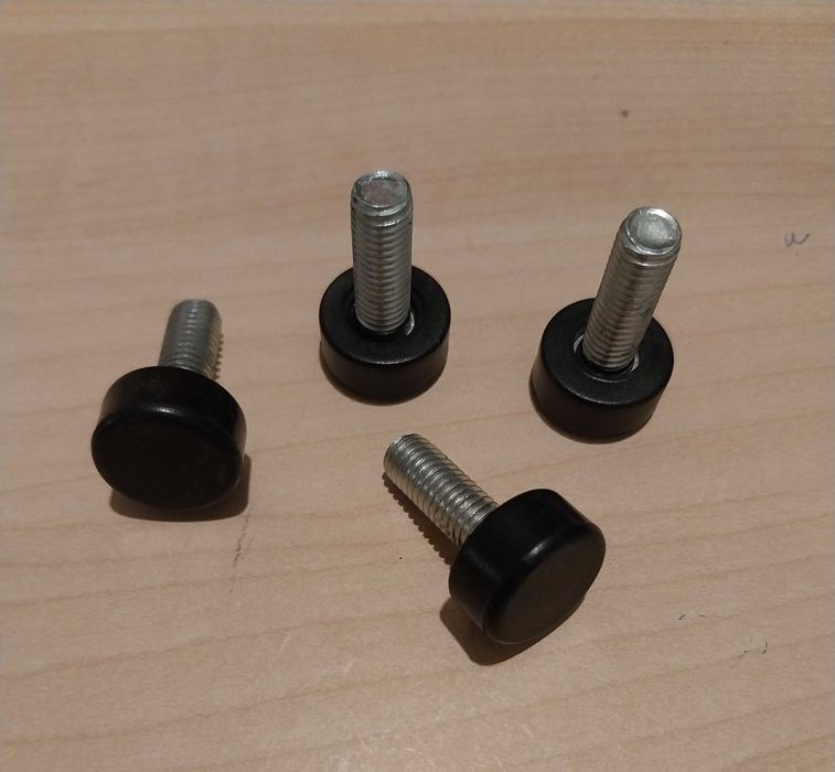 Conjunto de Pés Niveladores base borracha