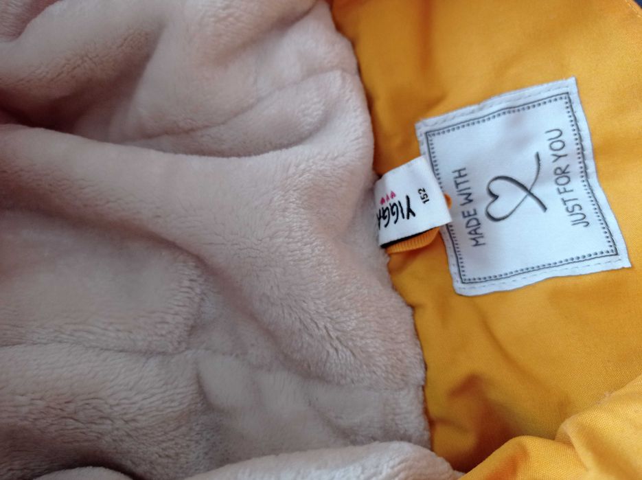 Płaszczyk/kurtka zimowa dla dziewczynki 152