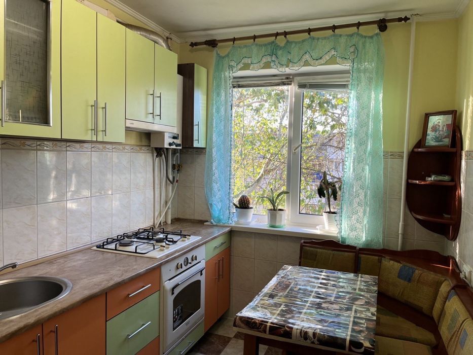 Оренда 2 кімнатна подобово,Вишенька,проспект Юності Магігранд ТРЦ Smal