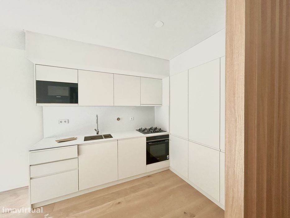 Apartamento T2, com fantástico terraço, no Seixal Baía! — Seixal, Arrentela E Aldeia De Paio Pires, Setúbal