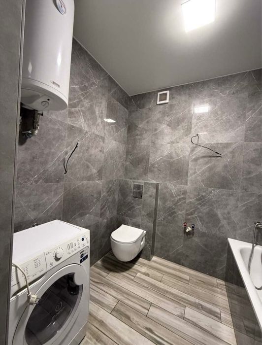 Продам 2 км/ ЖК Миру 3/57м/ З ремонтом/