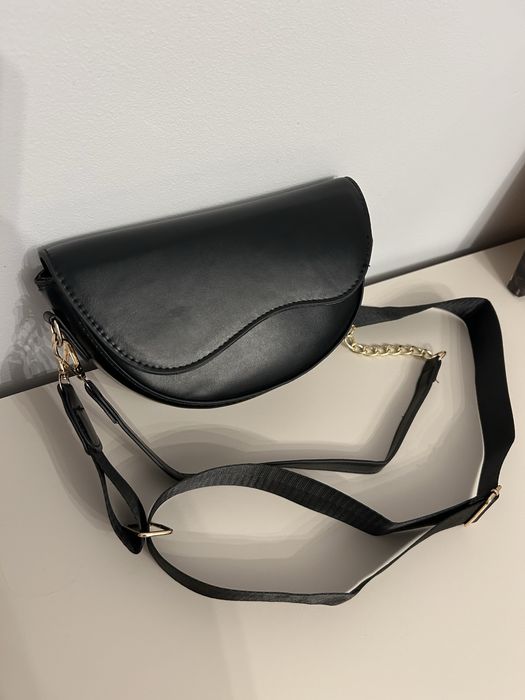 Czarna nowa torebka damska na ramię small bag