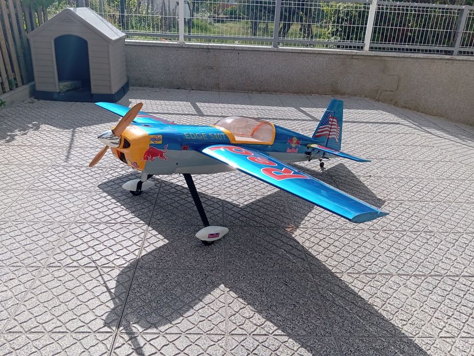 Avião Edge 540T 50cc