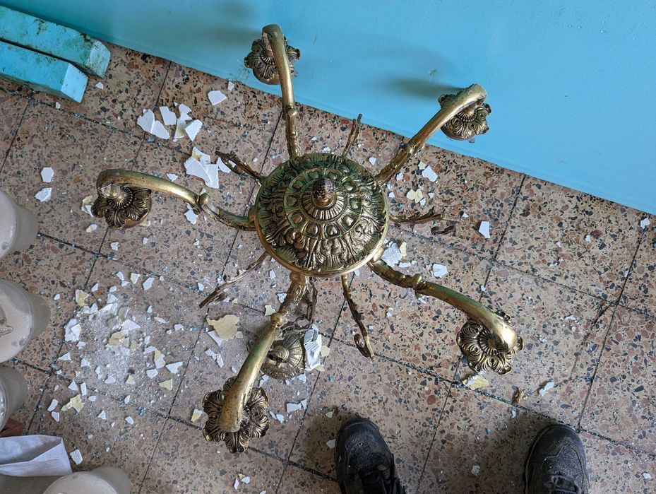 Vendo candeeiros e acessorios antigos