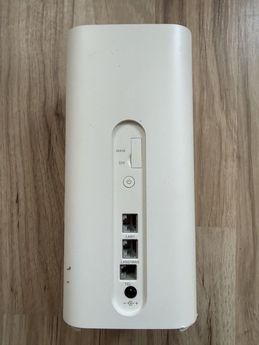 Router LTE Huawei B818-263 (4G Router 3 Prime) | Agregacja 4 pasm / Cat. 19