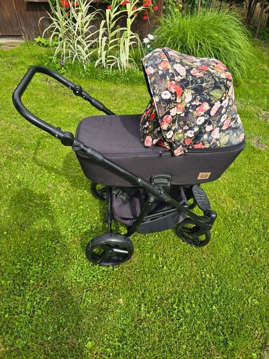 Sprzedam wózek dziecięcy Adamex Reggio Flowers  2w1