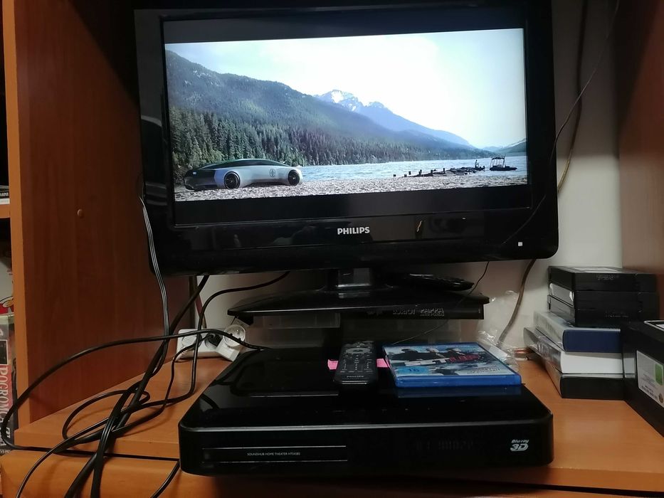 Amplituner blu-ray Philips HTS 4282 pilot