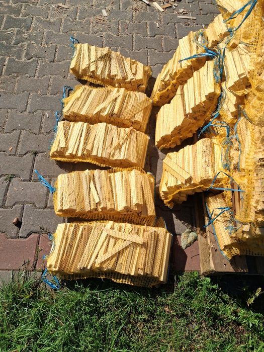 Drewno rozpałkowe  suche  Ruda Śląska Drewno opałowe