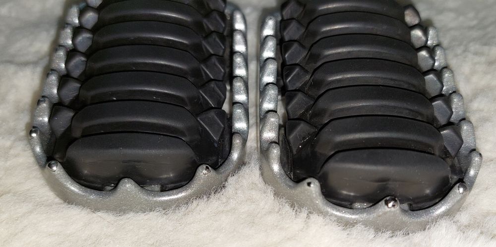 Podnóżki sety pegi Yamaha Tenere 700 T7 oem oryginalne