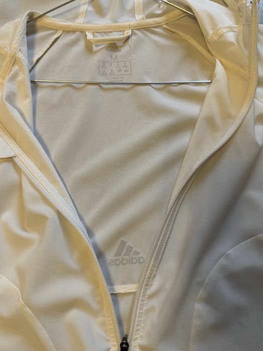 Нова!! Adidas вітровка на літо розмір М