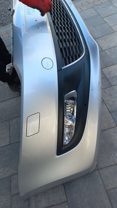 Vw polo 6r0 09-14 zderzak przód przedni srebrny la7w spryski