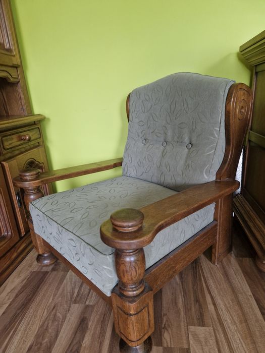 Mebli dębową komod