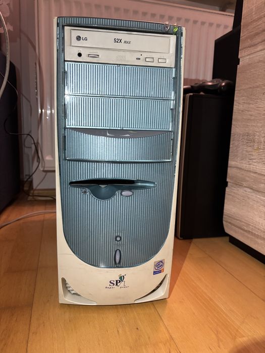 Komputer PC P4 2.0 GHZ