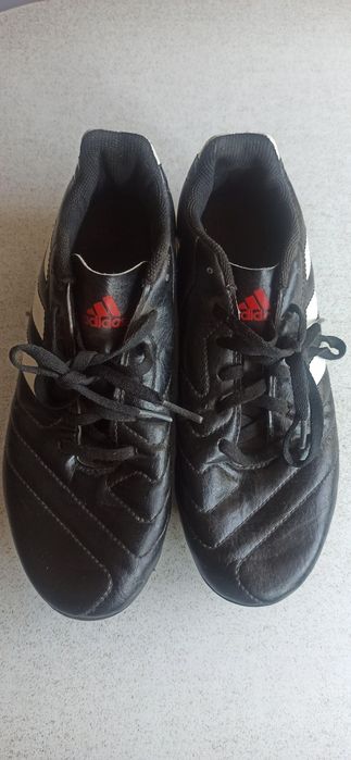 Skórzane buty piłkarskie korki Adidas rozmiar 37