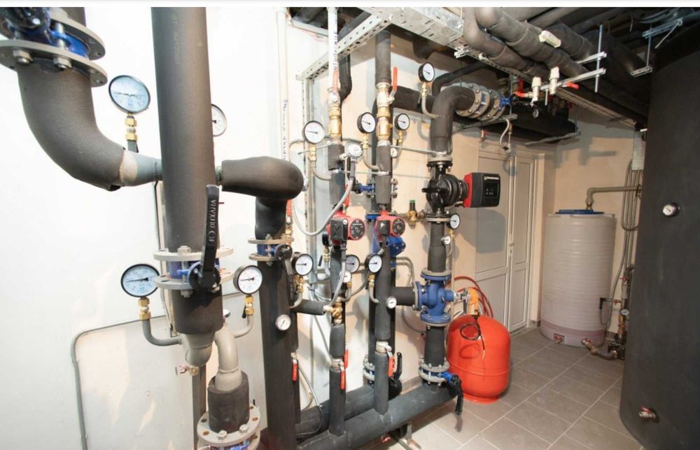 Коммерческое помещение 2000м2 , маршала Говорова, действующий бизнес.