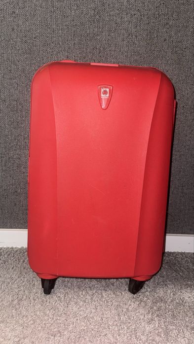 Продам валізу Delsey