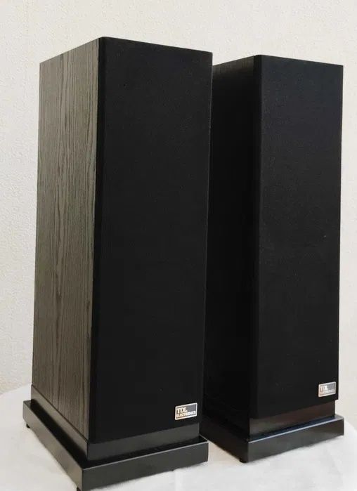 TDL Studio 0.5 Hi-Fi Speakers – Impeccable!64739840979713124