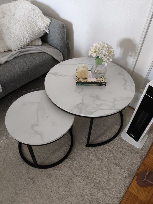 Mesa de centro composta por duas mesas