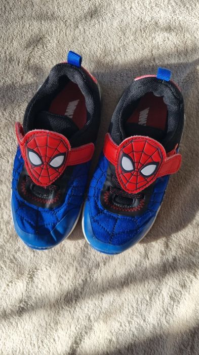 Świecące adidasy spiderman 27 17 cm