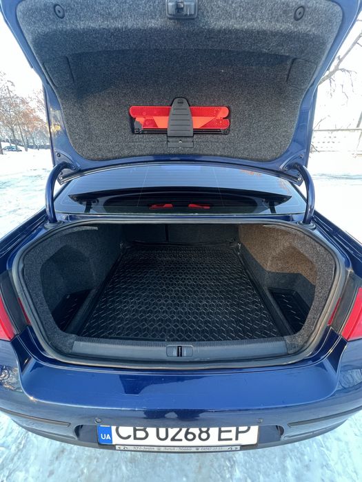 Продам пасат б6 1.6 мпі