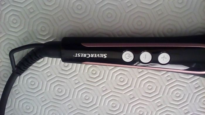 Potente escova alisadora - cabelo rebelde ou encaracolado