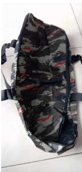 Torba do noszenia łódki zanętowej