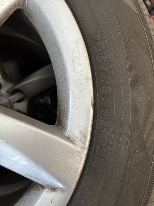 Jantes Audi A4 originais 16” com pneus Yokohama 225/55/16