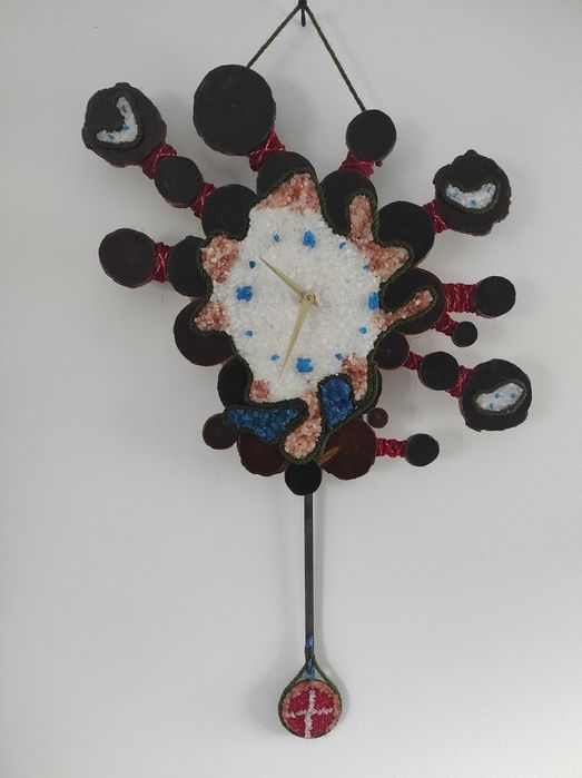 Unikatowy zegar ścienny handmade – drewno i kamień | rustykalny / boho