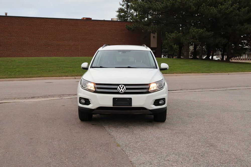 Volkswagen Tiguan      2016