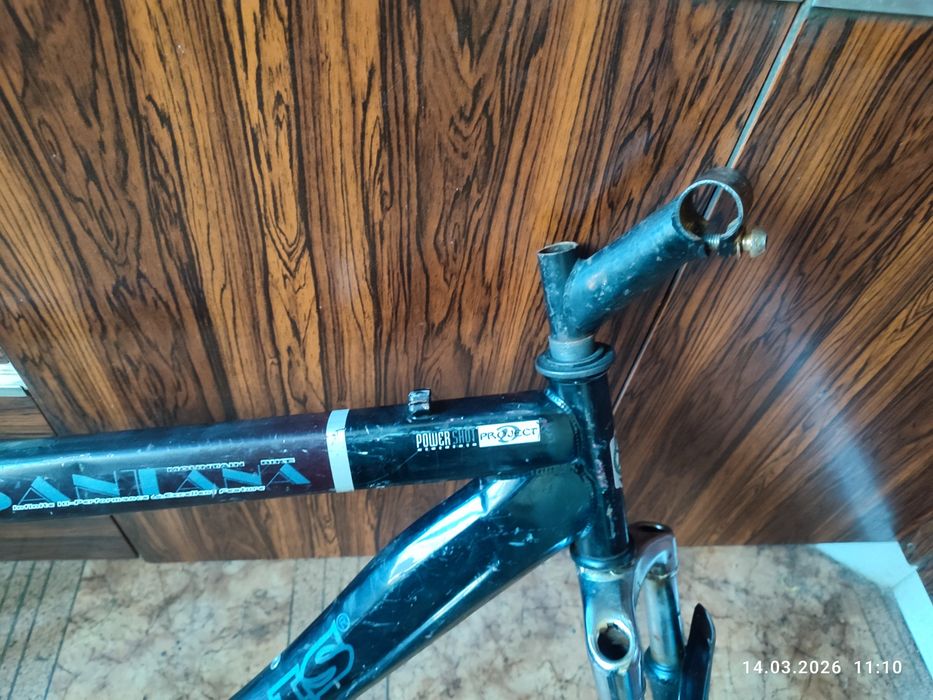 Рама Ardis  з вилкой на 24е колесо.