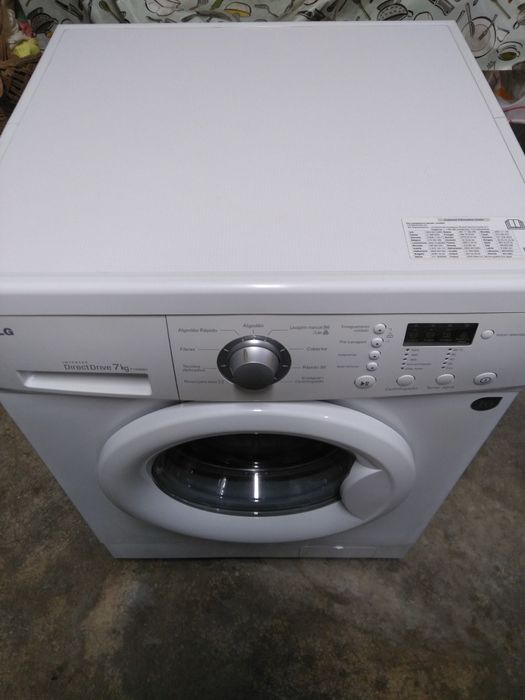 Máquina de lavar roupa LG 7 kg modelo F1068QD1