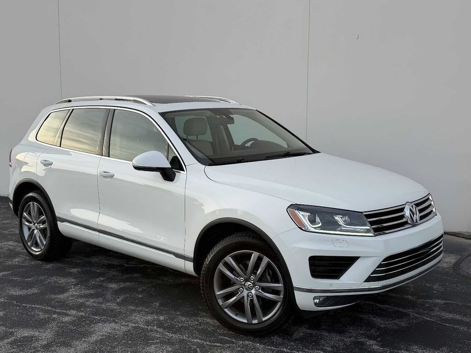Volkswagen Touareg      2015
