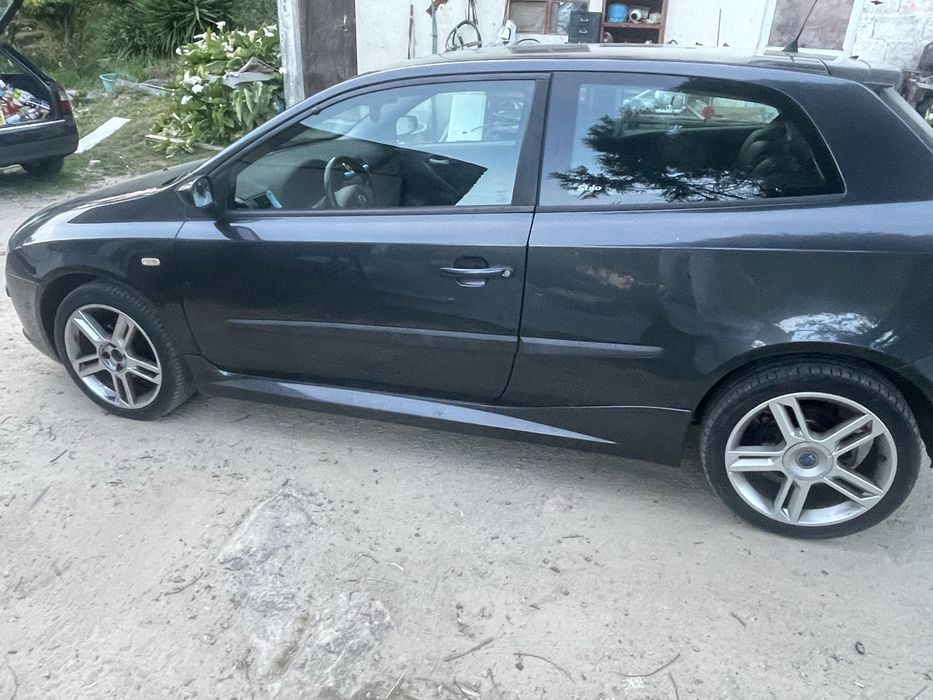 Fiat 1.6 16v bom estado