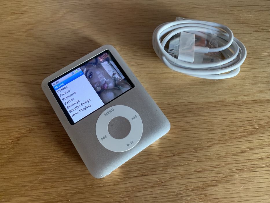 iPod nano 3 4gb silver