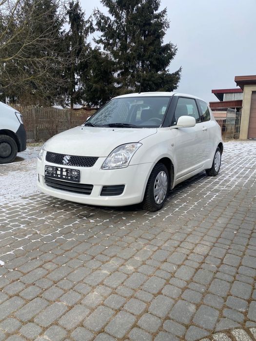 Suzuki Swift 1.3 benzyna biały