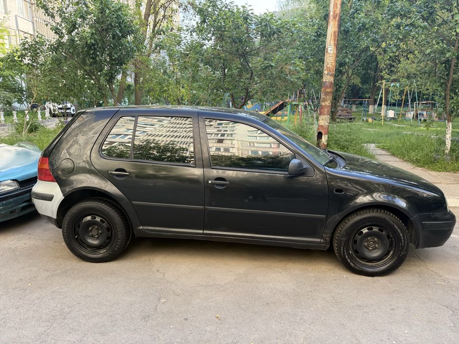 Продам Volkswagen Golf 4