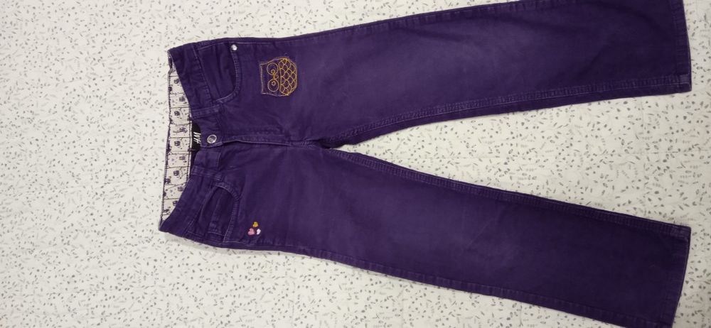 Штани на дівчинку