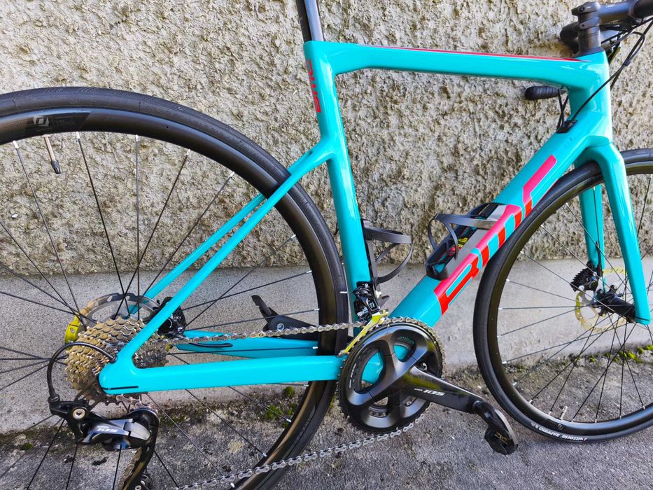 BMC TeamMachine SLR Four carbon