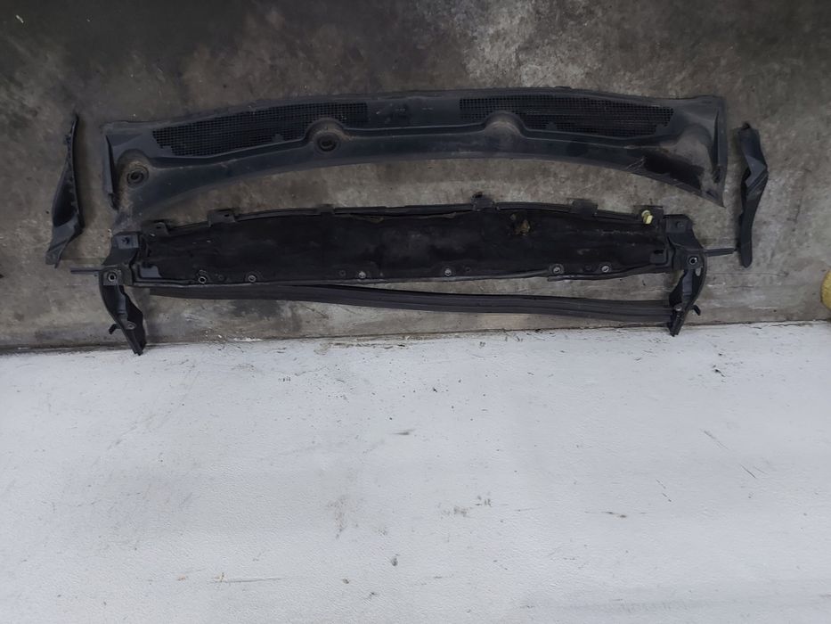 /Megane III 3 podszybie komplet