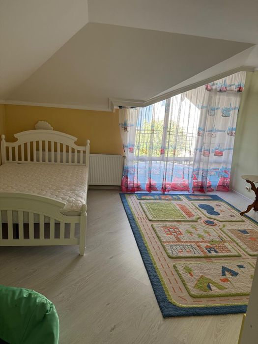 Здається в оренду сучасний  Будинок  у місті Мукачеве