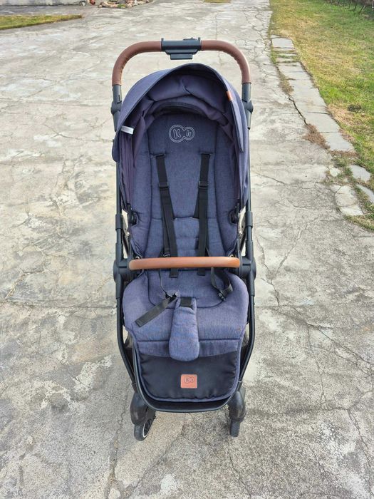 Wózek spacerowy przód / tył, spacerówka Kinderkraft All Road Imperial Blue + ocieplacz z mufkami
