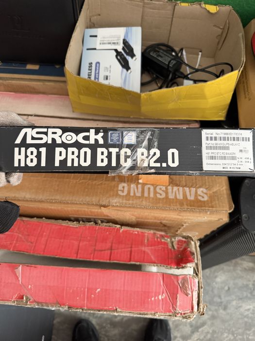 Материнка ASRock H81 Pro BTC