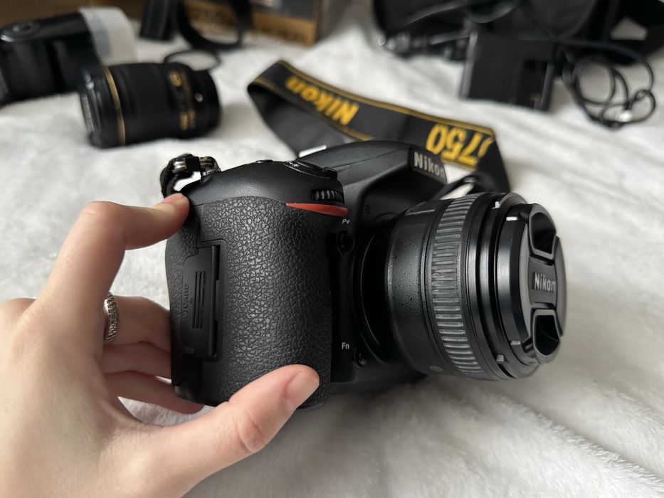 Nikon D750 + Nikon 28 mm 1.8G + Nikon 50mm 1.4G