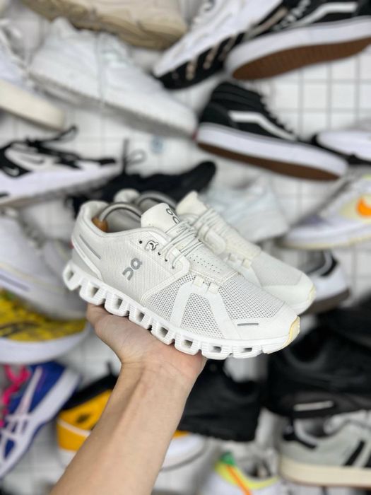 Кроссовки On Cloud 5 Оригинал р(39)